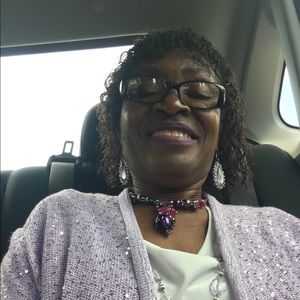 Meet your Posher, Priscilla